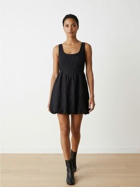 Black Scoop Neck Mini Dress Fit & Flare Double Lined Stretch Waist XS/S
